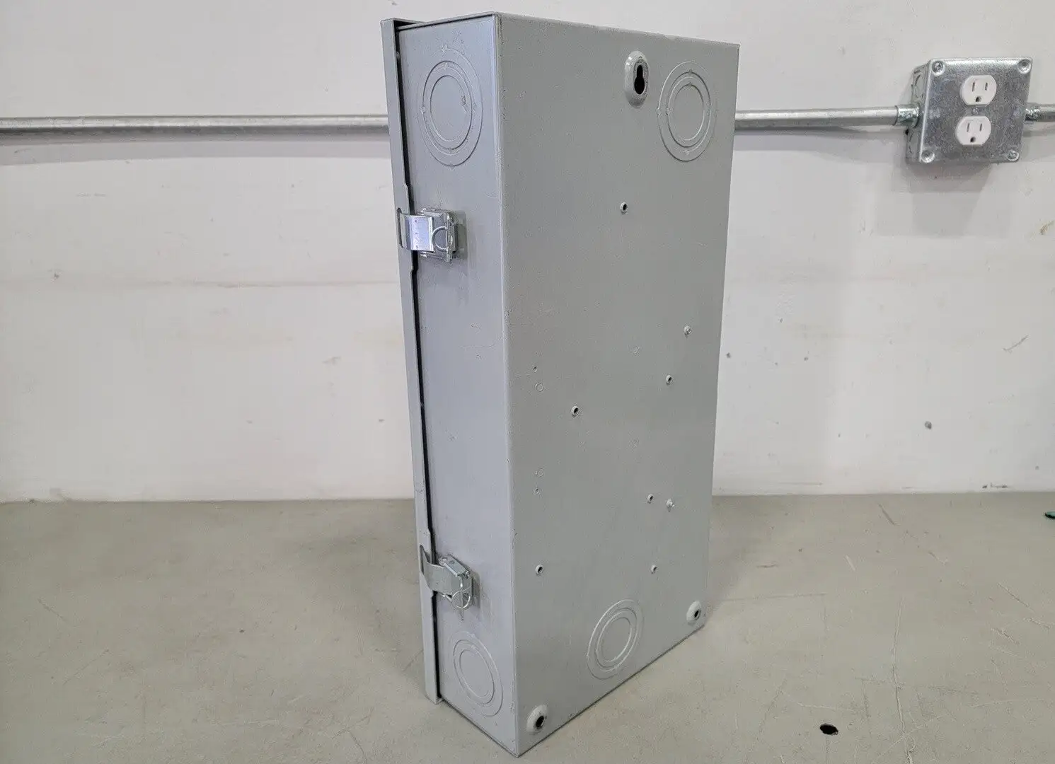 USED 2016 EATON SFDN100