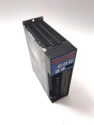 USED FANUC SL SERIES SERVO DRIVE AMPLIFIER CONTROL