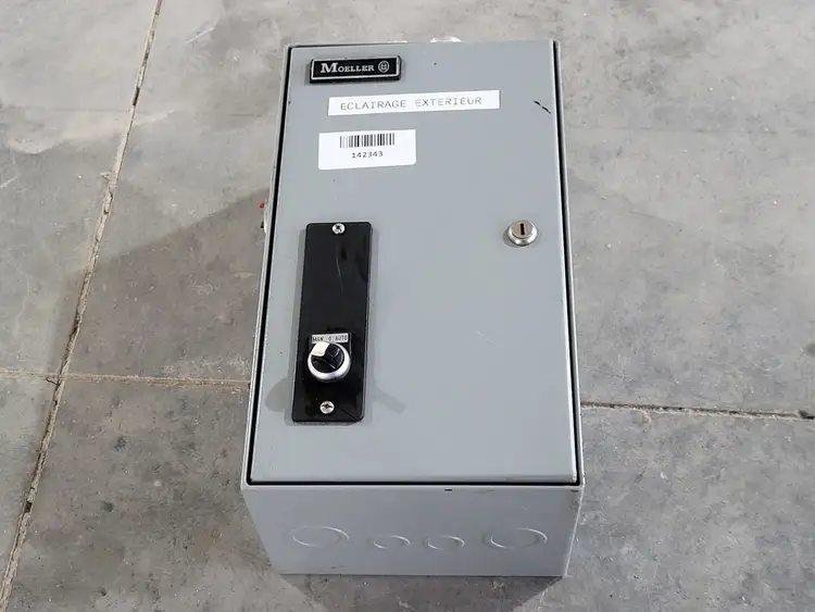 Used MOELLER DILH0M+NDIL0M Switchgears British Columbia CA | Lenmark #835818
