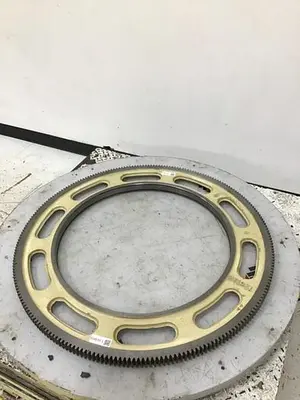 USED HUSKY 726133
