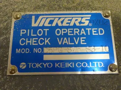 USED VICKERS C5PG825S310