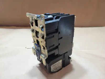 Used TELEMECANIQUE LR2 D3359 Switchgears British Columbia CA | Lenmark #1436086