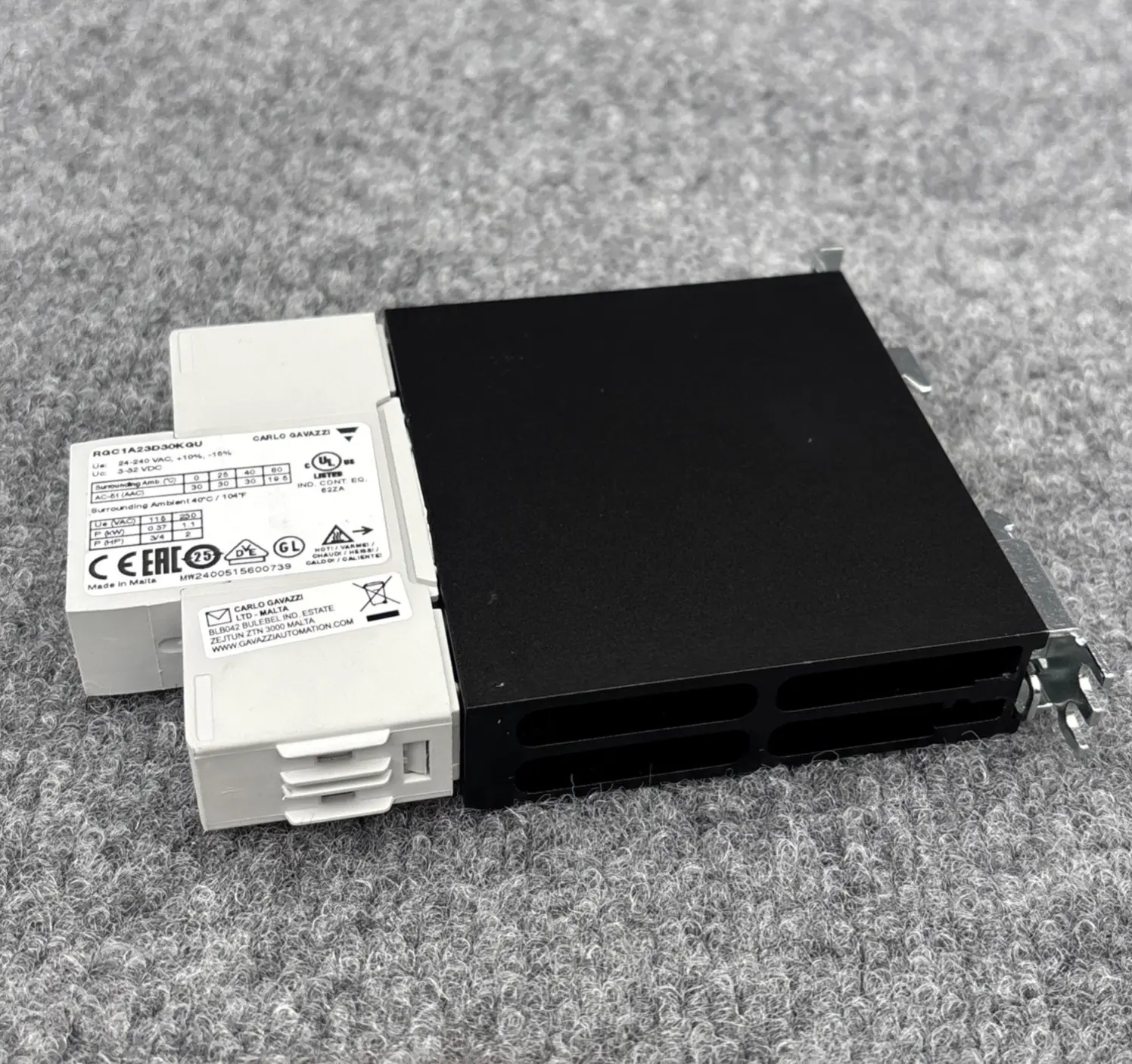 Used Carlo Gavazzi RGC1A23D30KGU PLC Contactors California US | Davliegogo LLC #1706510