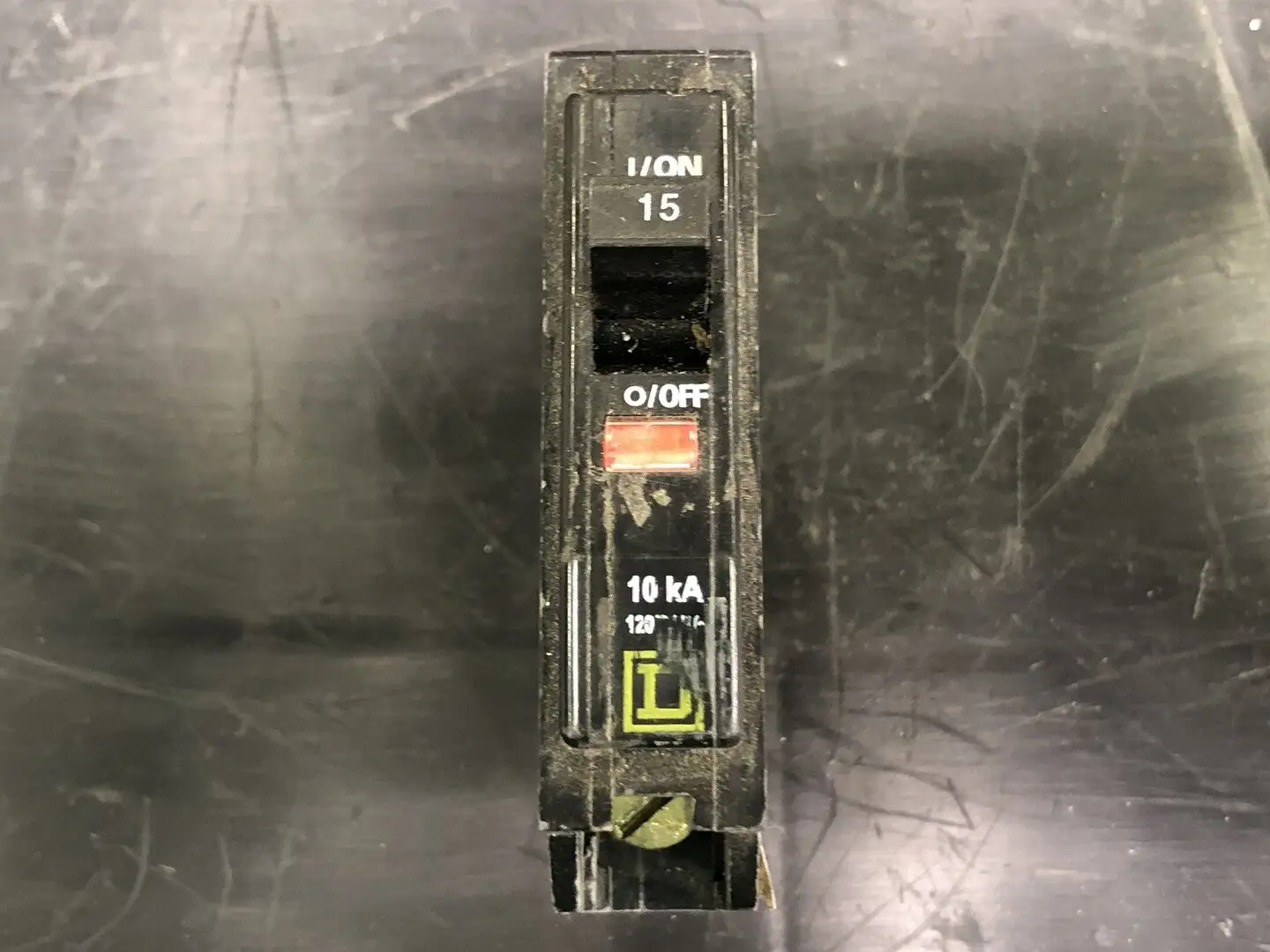 USED SQUARE D QO115CP