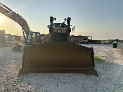 USED 2016 Caterpillar D8T