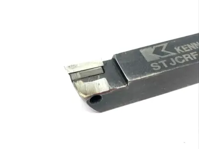 USED KENNAMETAL INDEXABLE TOOLHOLDER SHANK, SCREW-ON, SDJC-F -3°