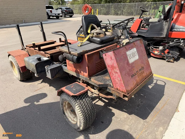 Used TORO MULTI PRO 5200 Self-Propelled Sprayers Michigan US | Miedema Asset Management Group #1414299