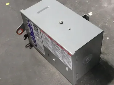USED SQUARE D PFA32100G