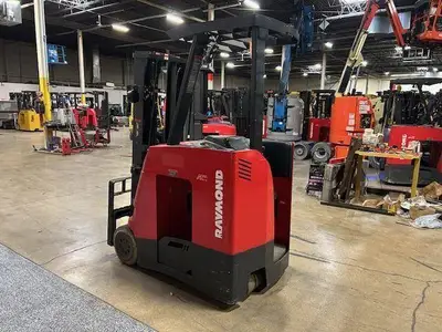 Used 2019 RAYMOND 415C30TT 3-Wheel Stand up Electric Counterbalance Forklifts Illinois US | Somerset Equipment Sales #1546212
