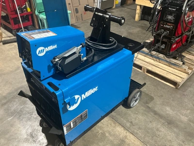 MILLER DELTAWELD 452 Mig Welders | Direct Industrial (6)