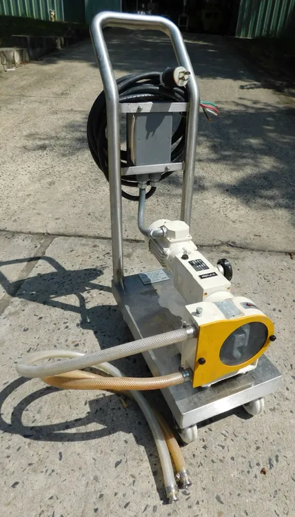 Used FINDER POMPE TYPE RM2SILICONE Pumps New Jersey US | Champion Trading Corporation #424417