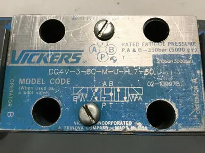 USED VICKERS DG4V-3-6C-M-U-HL7-60