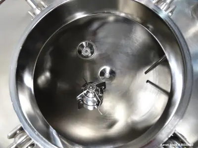 Used Vertical,100 Liter Inox’ouest Pressure Mix Tank, 316 Stainless Steel