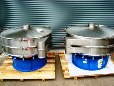 1,200 mm S/S New Vibratory Sieve up to 4 layers Rgs481