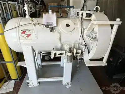 USED DIXIE MANUFACTURING Environmental Chambers