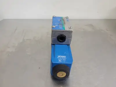 NEW EATON DG4V-3S-6C-M-FW-G5-60-EN21