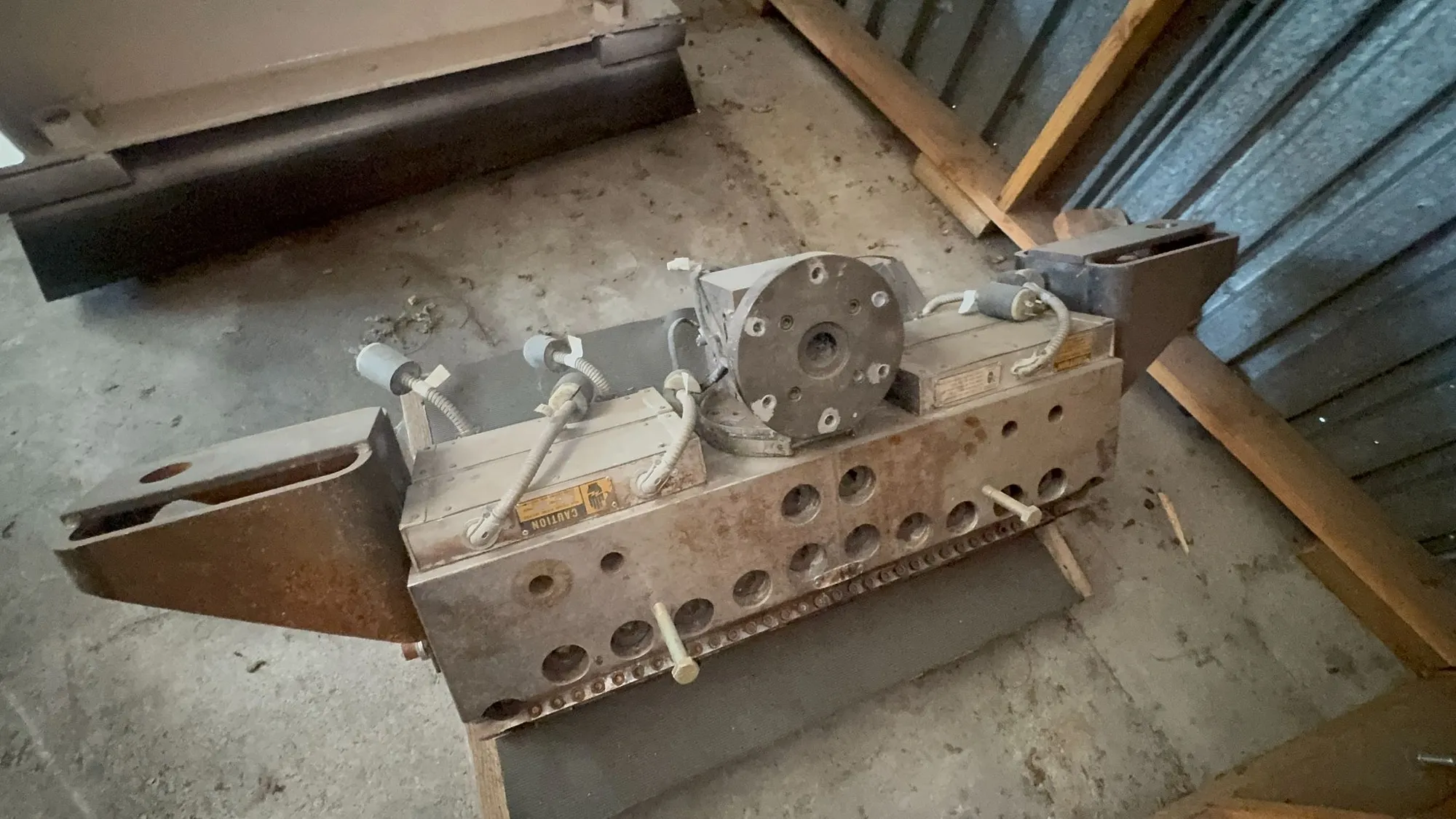 USED ALLIED DIES AD RW119401