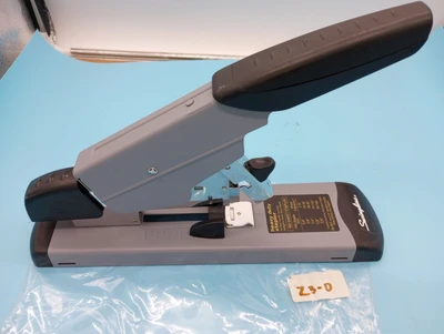 USED Swingline 39005