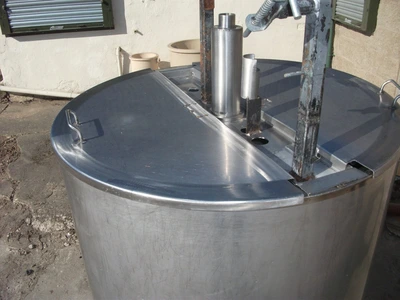 600L S/S JKTD Enclosed Mixing Tank