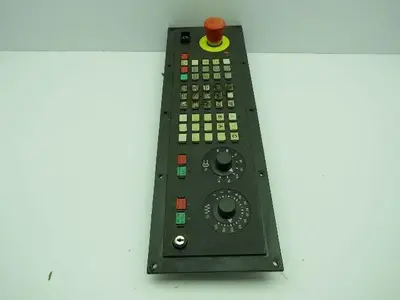 Siemens 6FC5103-0AD03-0AA0 Sinumerik 840C Control Panel Version E