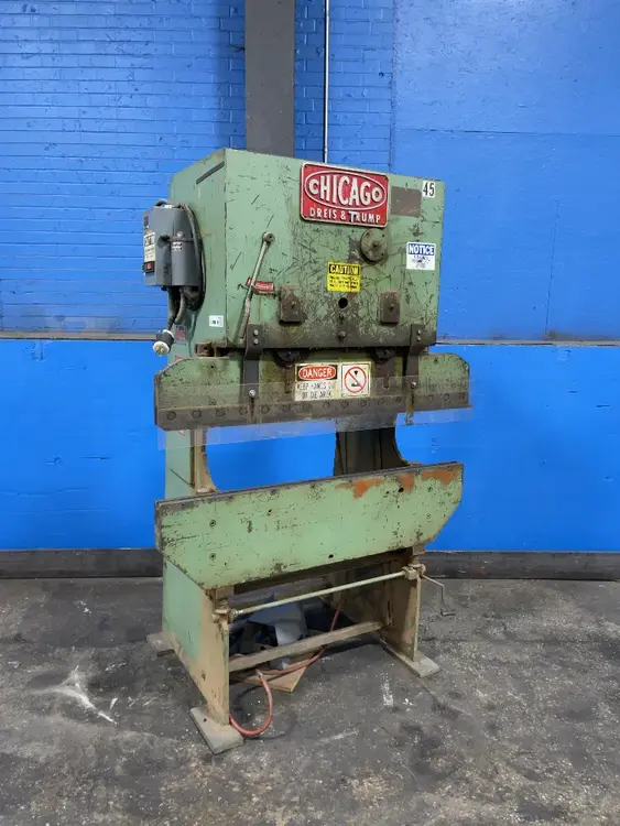 Used CHICAGO 131 Press Brakes Ohio US | HGR 24 #1020229