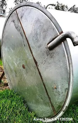 Used Stainless Steel Single Wall 2,400 Gallon Storage Tank