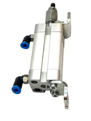 Used FESTO COMPACT CYLINDER, 16MM BORE 30MM STROKE 536224 Pneumatic Cylinders Michigan US | Maverick Industrial Sales #1090151