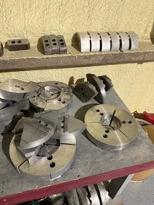 Wooden Rolling 2 Tier Shop Table With Various Aluminum Pie Jaws