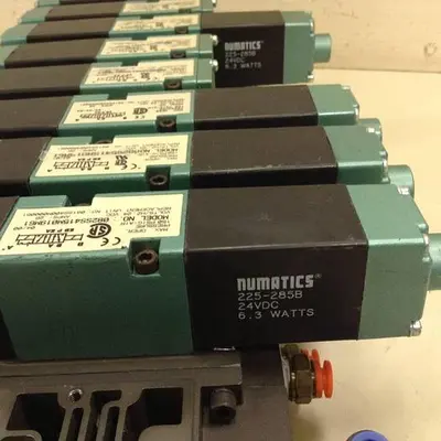 USED NUMATICS 082SS415M019M61