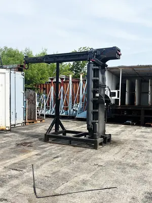 Used 2003 VERSALIFT VERSALIFT 40/60 Internal Combustion Forklifts: Pneumatic Tire Illinois US | Forklift Exchange #1274858