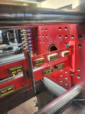 2007 NISSEI FNX80-12A Injection Molding Horizontal/Vertical | Machinery Network (6)