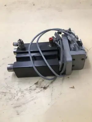 Tol-o-Matic PB#237343 Linear Slide actuator 1″ Bore 100 PSI