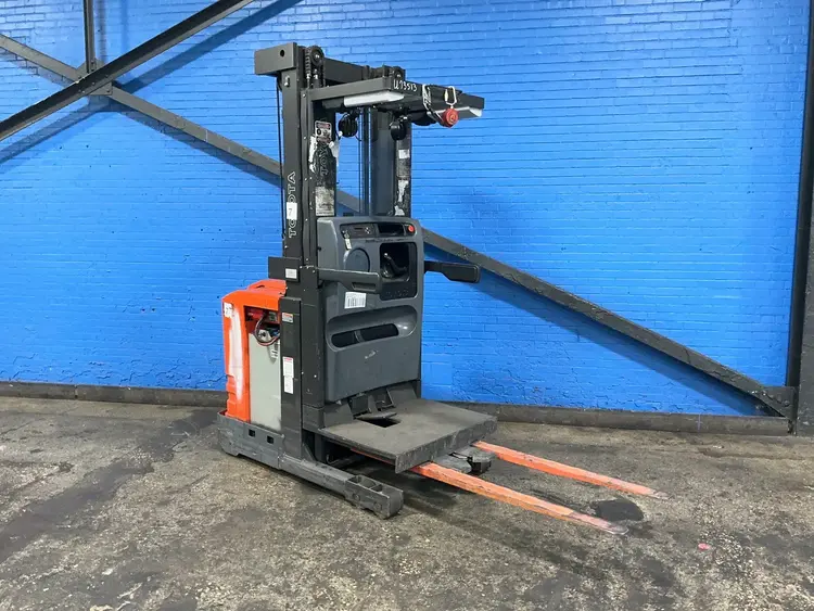 Used TOYOTA 6BPU15 Misc Forklifts Ohio US | HGR 24 #1319772