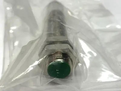 NEW CARLO GAVAZZI PROXIMITY SENSOR 10-30VDC 200MA