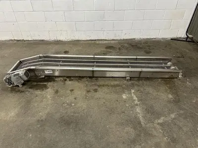 Incline 8' Wire Conveyor
