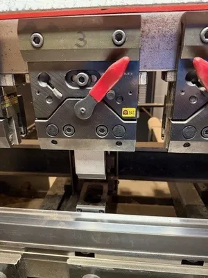 USED AMADA RG-35S
