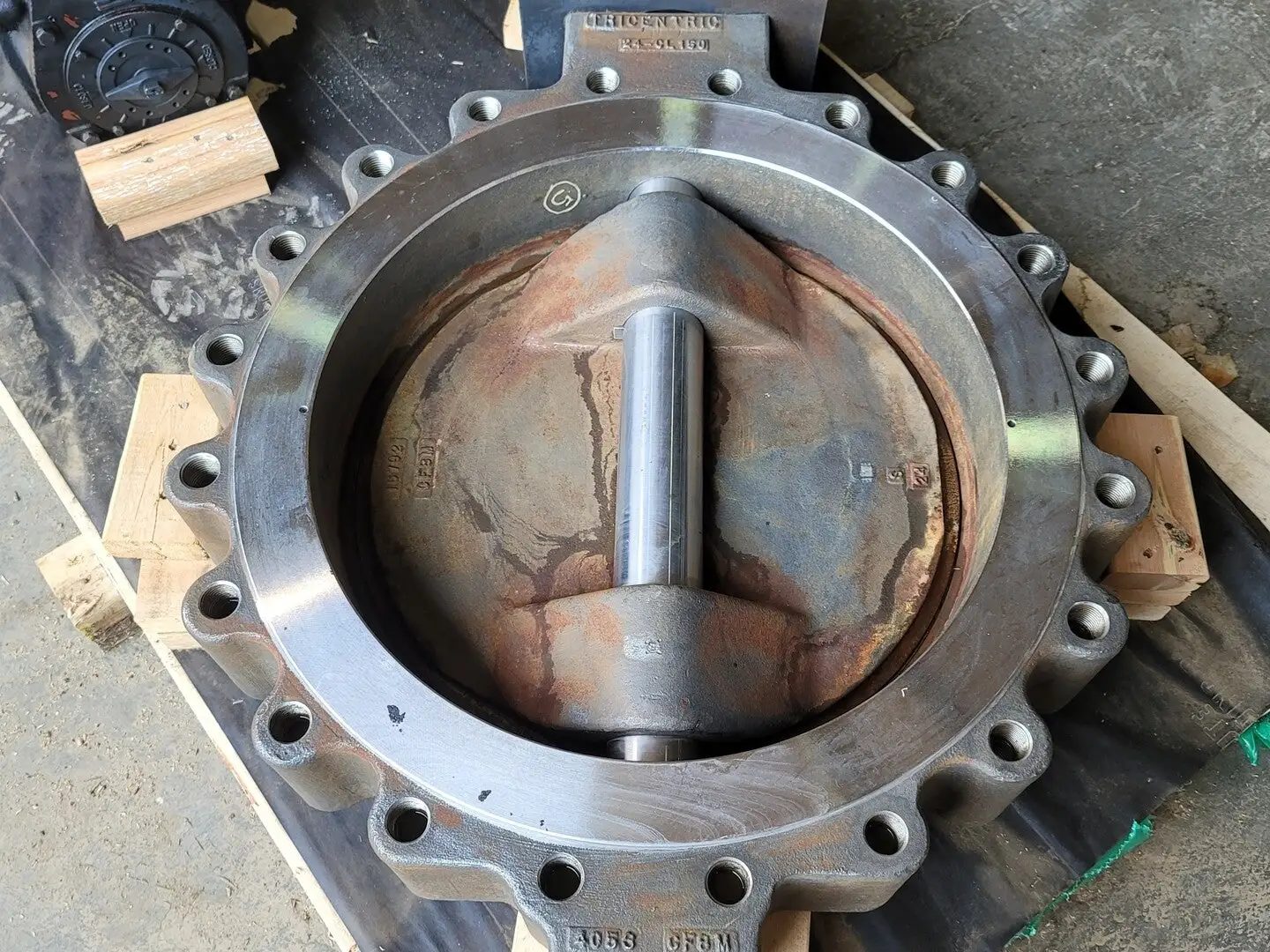 24", Class 150, Triple Offset Butterfly Valve, B16.34