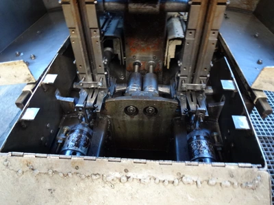 USED 1990 SHIMAZU 3-F