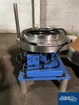 USED General Packaging Equipment General Packaging Vertical Fill Form and Seal Machine