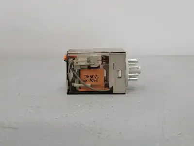 USED ALLEN-BRADLEY 700-HA32A1-3-4