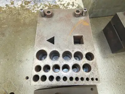 Used ARROW INDUSTRIAL SALES _UNKNOWN_ Welding Machinery (Other) Indiana US | Arrow Industrial #1425897