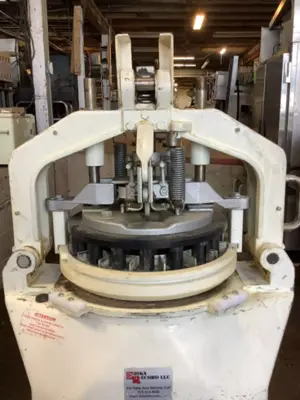 152-0695 Erika 36 Part Dough Divider Rounder 9-20