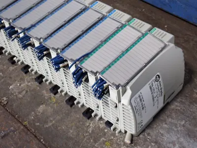 Used ALLEN BRADLEY 1769CRL3 Cable & Wire Ohio US | HGR 24 #801940