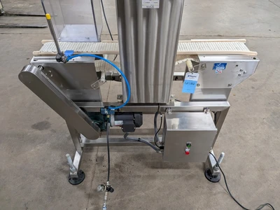 USED 2003 LOMA SENTRY