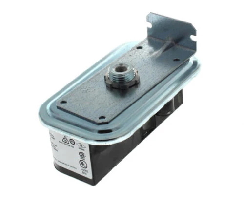 Johnson Controls P32AC-1 Sensitive Differential Pressure Switch 0.15 to 12.0" WC [New]