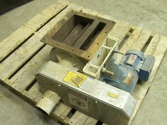 Used _UNKNOWN_ CV-04A Rotary Airlock Feeder Minnesota US | A&I Equipment #1317840