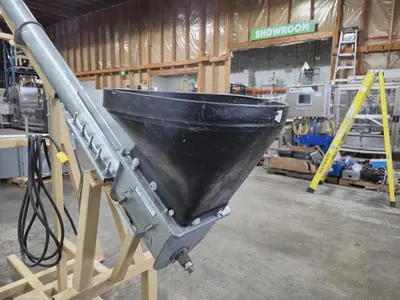 Used 2013 RAD ÉQUIPEMENTS INC. VR400-200 Screw Conveyors British Columbia CA | Steep Hill Equipment Solutions #1511159