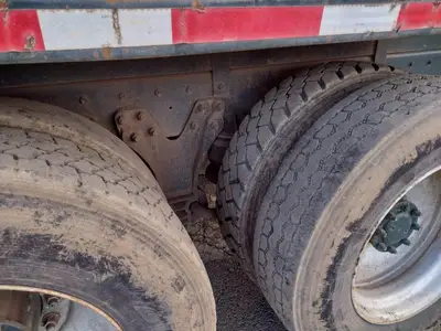USED 1995 KENWORTH T800