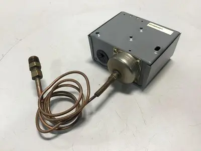 USED JOHNSON CONTROLS P70AA-116