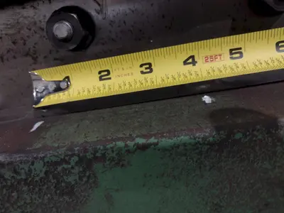 36" WIDE R-PANEL PROFILE HYDRAULIC CROP SHEAR: STOCK #19240